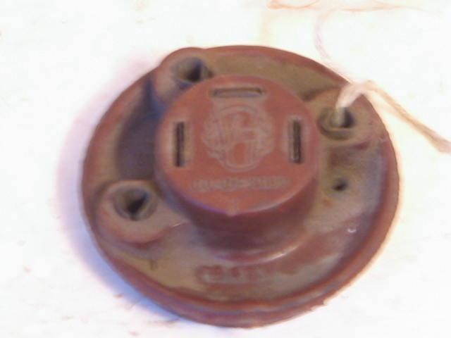 HEADLAMP CONNECTOR BLOCK, SIEM
