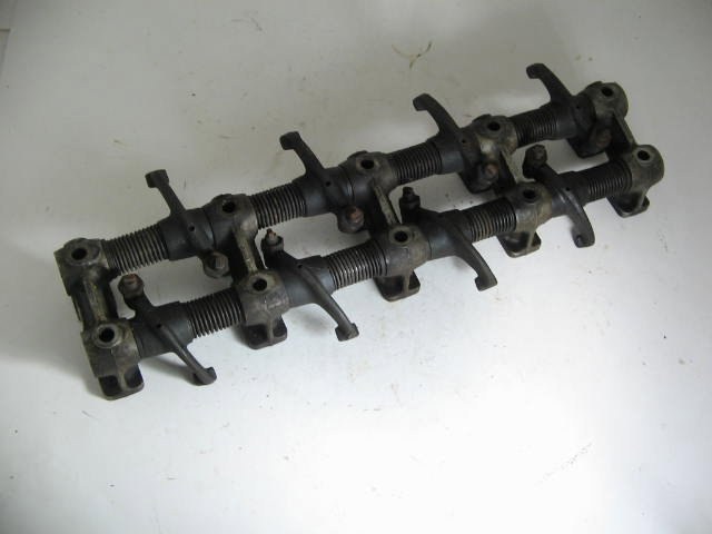 ROCKER ARM ASSEMBLY