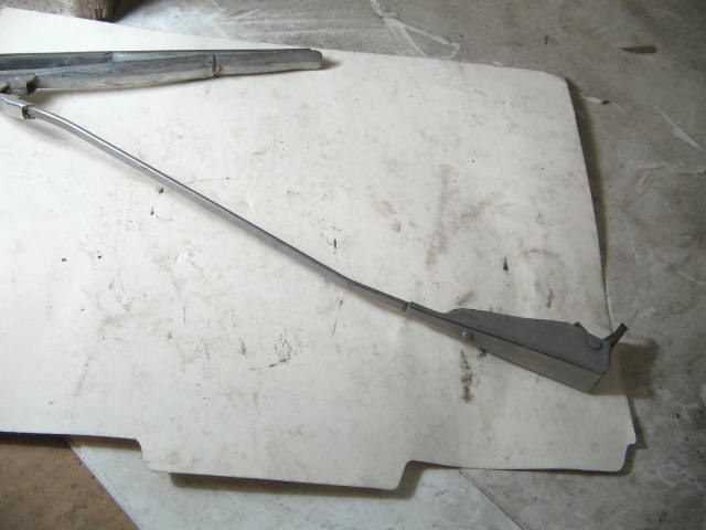 WIPER ARM, STRAIGHT END, 6 MM