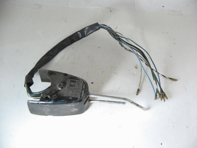 TURN SIGNAL/HEAD LIGHT SWITCH