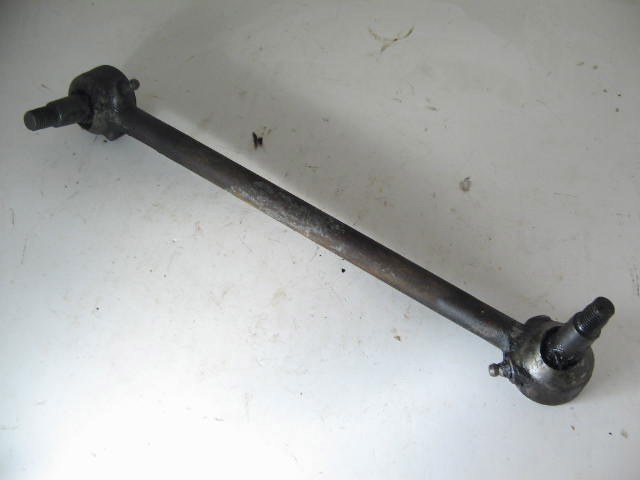 STEERING BOX TO IDLER BOX ROD