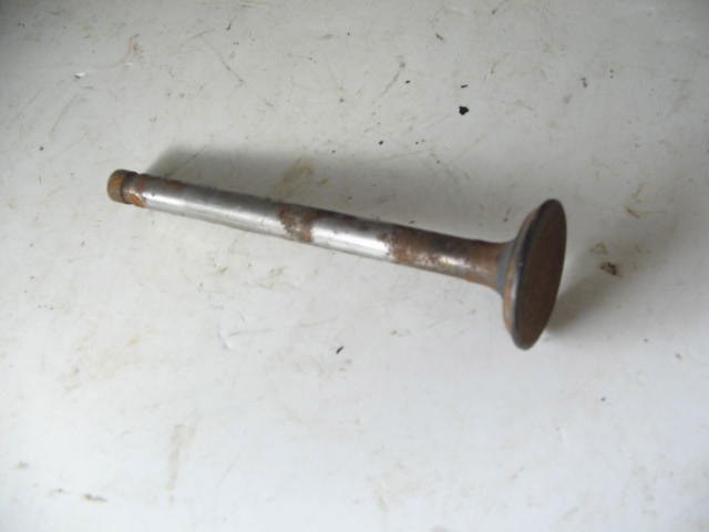 INTAKE VALVE