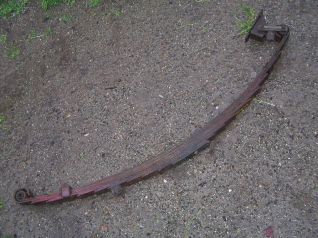 REAR LEAF SPRING