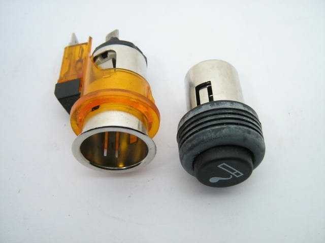 CIGARETTE LIGHTER HOUSING