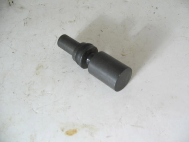 CARRIER IN MASTER CYLINDER