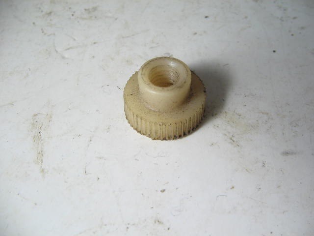 BATTERY FRAME TIE ROD KNOB