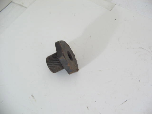 CRANKSHAFT FRONT PULLEY BOLT
