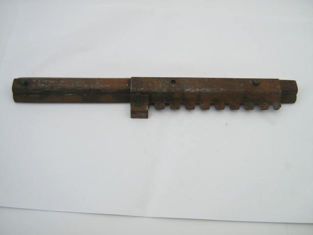 SEAT RAIL
