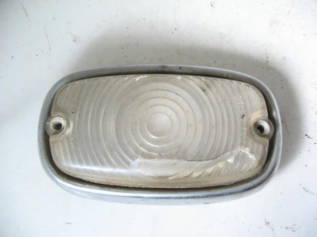FRONT PARKING LIGHT LENS