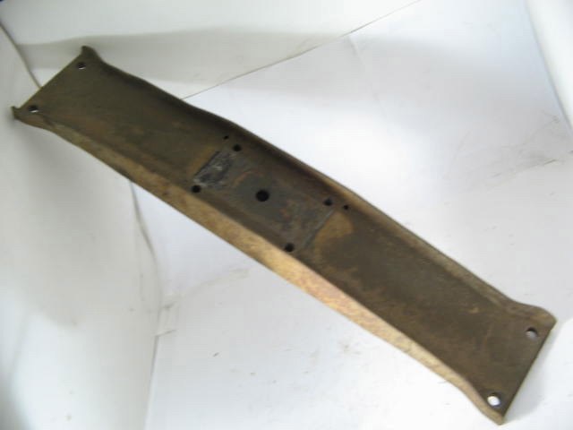 FRONT LEAF SPRING CROSSMEMBER