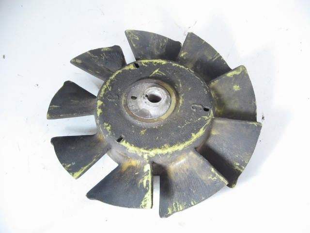 RADIATOR COOLING FAN W HUB