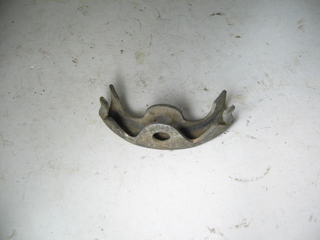 PARKING BRAKE CABLE YOKE