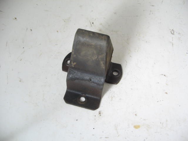 CENTER SUSPENSION RUBBER STOP