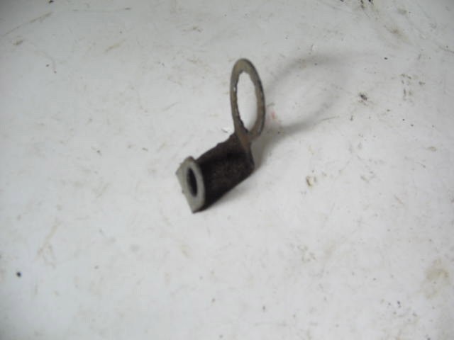 RIGHT BRAKE HOSE RETAINER