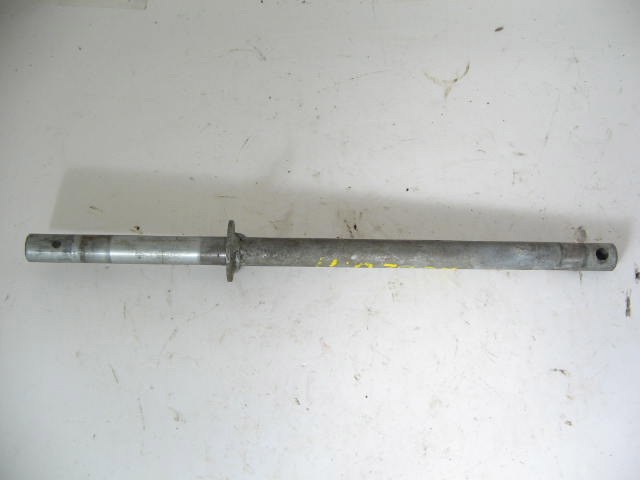 CLUTCH PEDAL SHAFT
