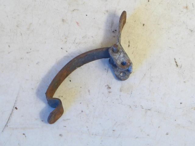 AIR CLEANER TOP CLIP ASSEMBLY