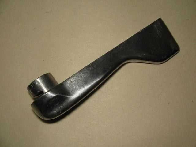 1965-88 RT INSIDE DOOR HANDLE