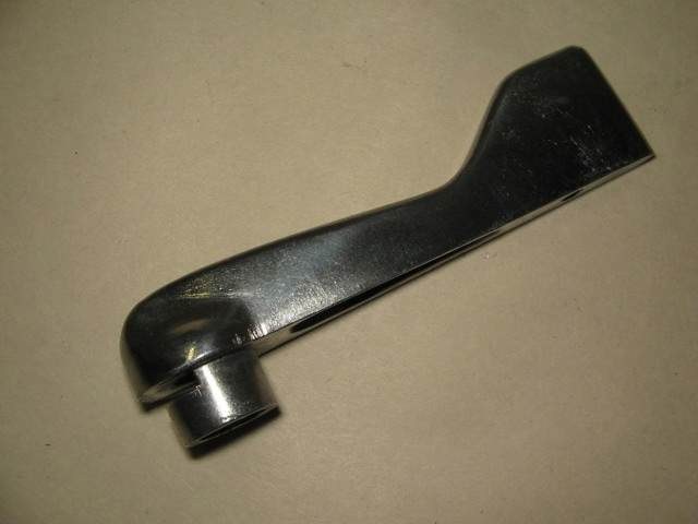 1965-88 LT INSIDE DOOR HANDLE