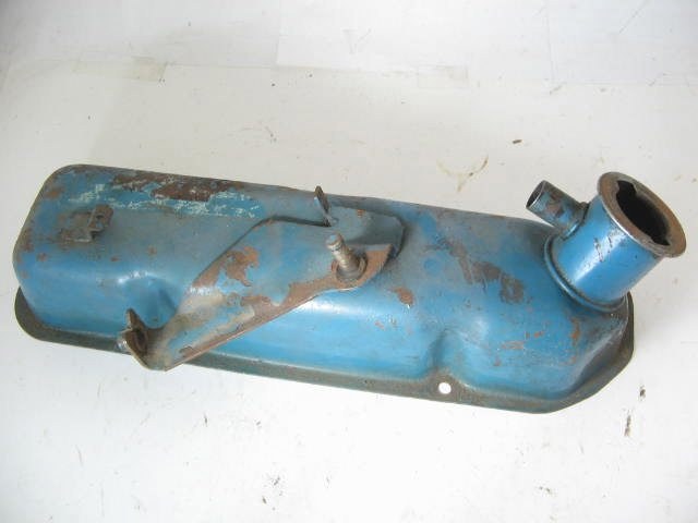 VALVE COVER WITHOUT LINKAGE