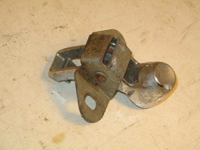 1965-68 ENGINE LID LOCK