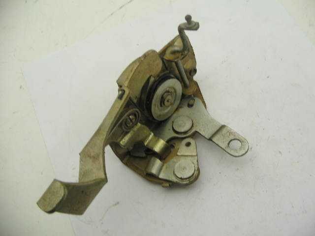 1966-69 LEFT DOOR LATCH ASSY