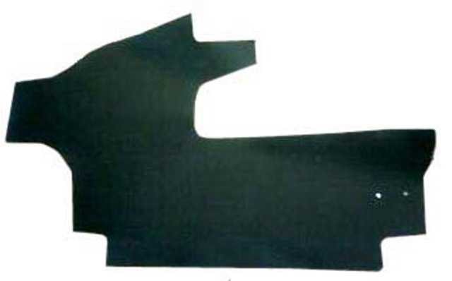 TRUNK MAT IN FRONT TRUNK