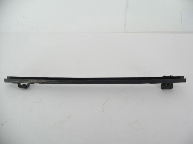 RIGHT REAR DOOR GLASS CHANNEL