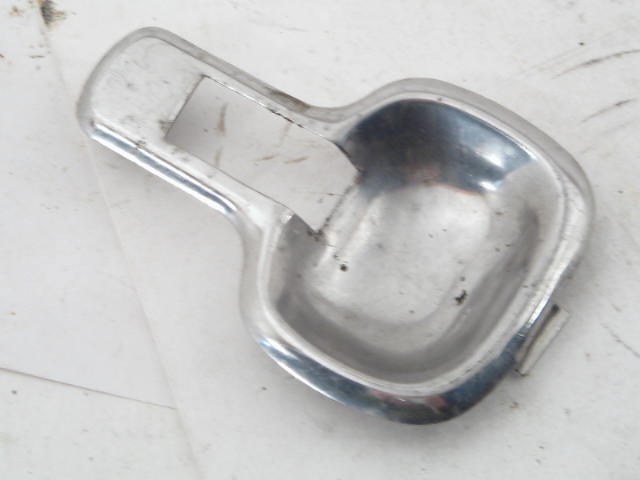 METAL CUP SPOON FOR DOOR PANEL