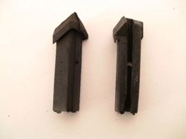 REAR TOP OF DR RUBBER PLUG SET