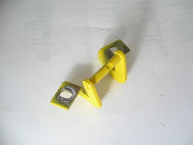 ENGINE LID CATCH