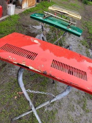 ENGINE COMPARTMENT LID