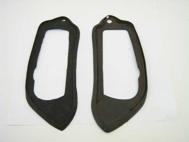 1966-72 LAMP BASE GASKET SET