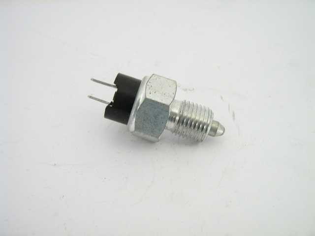 TRANSMISSION SWITCH