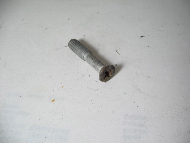 1968-69 SCREW FOR T/LAMP BAR