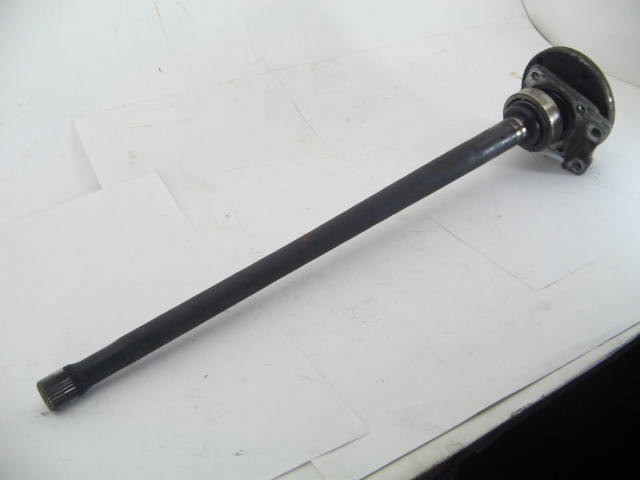 RIGHT REAR AXLE