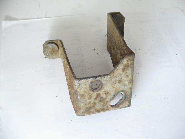 BRAKE COMPENSATOR BRACKET