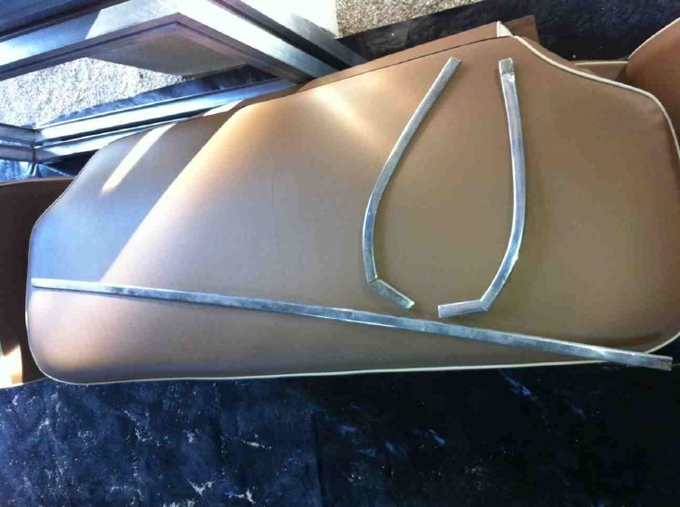 REAR TRIM SET
