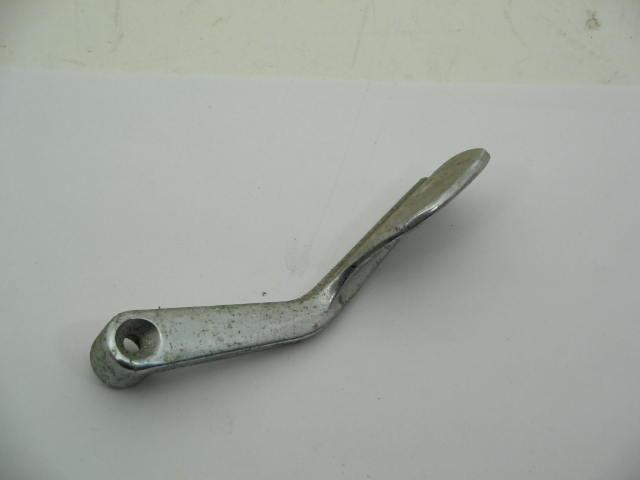 LEFT INNER DOOR RELEASE HANDLE