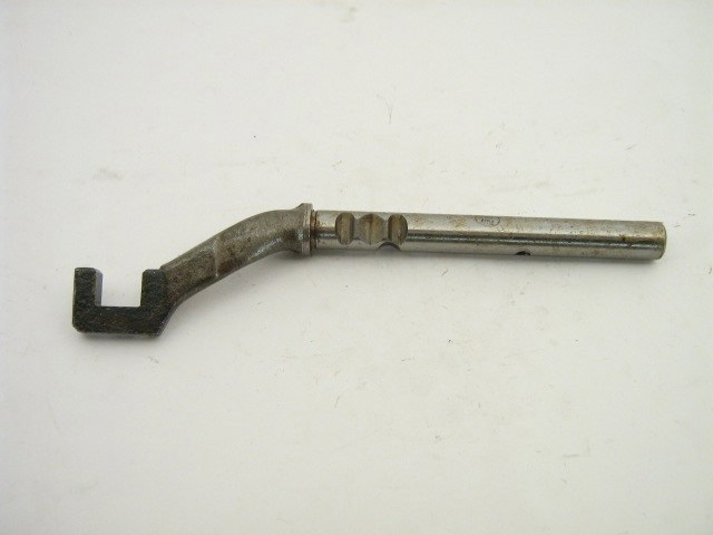 5 SPEED 1-2 SHIFT ROD