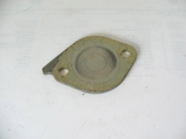 5-SPEED GEAR SELECT PIN COVER