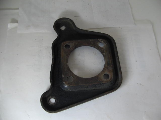 LEFT FT CALIPER MOUNT BRACKET