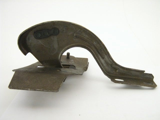 RIGHT REAR TRUNK HINGE