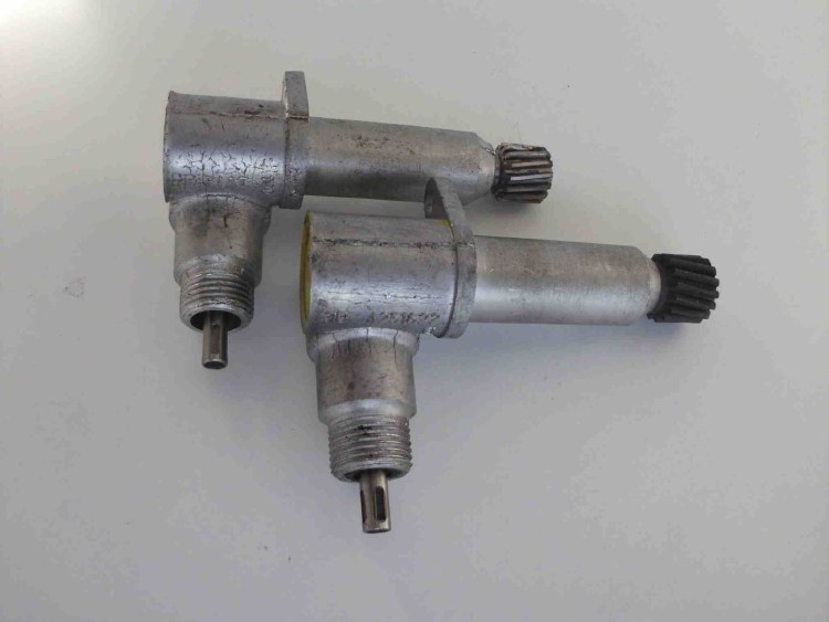 SPEEDOMETER DRIVE ASSEMBLY
