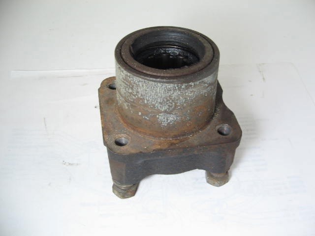 R WHEEL BEARING HUB ASSEMBLY
