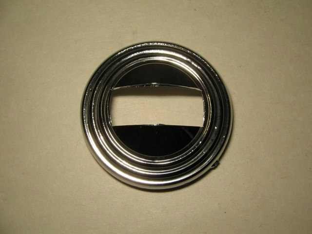 CHROMED DOOR OPENING ESCUTION