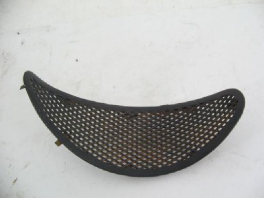 RIGHT SCREEN UNDER HEAD LAMP