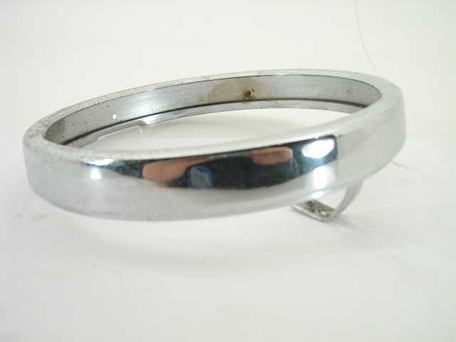 SMALL INBOARD FOGLAMP RIM