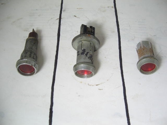 EMERGENCY BRAKE DASH LIGHT