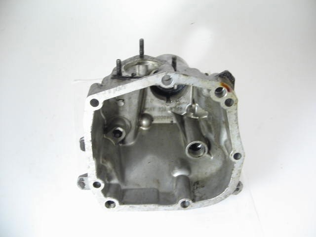 4-SPEED REAR TRANS CASE