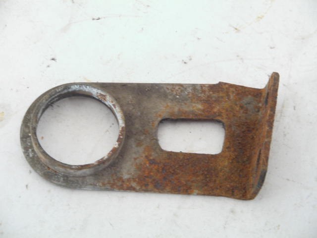 EXHAUST SYSTEM REAR MOUNT